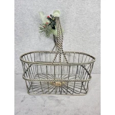 Vintage Bath Body Works Metal Wire Basket Decorative Holiday Berry Pine Handle