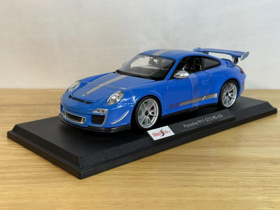 Maisto Porsche 911 GT3 RS 4.0 Escala 1:18 Edición Especial - 🔹Azul 🔹 Foto 2 de 4