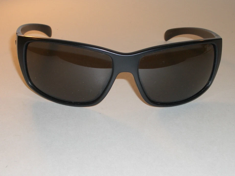 GAFAS DE SOL SUNCLOUD MILESTONE POLARIZADAS POLAROID NEGRO MATE ENVOLVENTES DEPORTIVAS ESQUÍ Foto 2 de 4