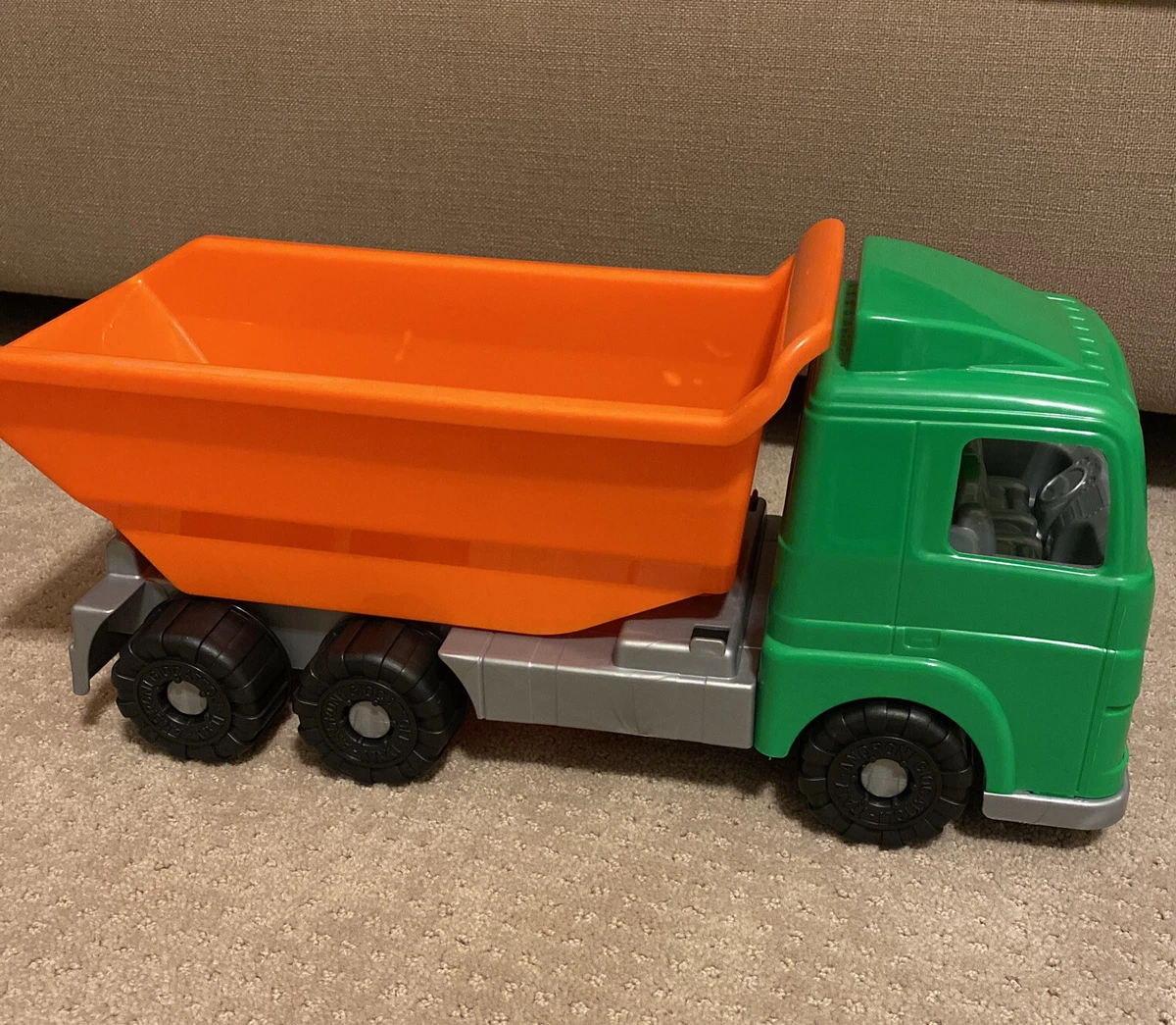 Moving sand toy outlet