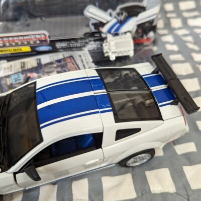 Transformers Takara Binaltech BT-14 Wheeljack White Ford Transformers Takara Binaltech BT-14 Wheeljack White Ford