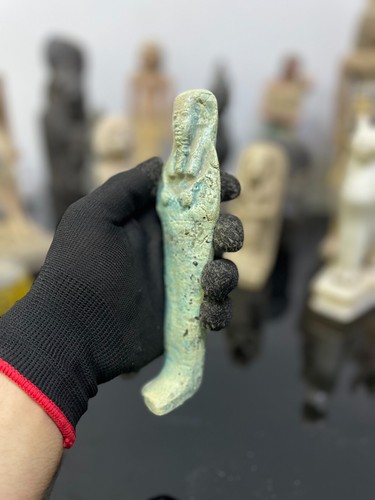 Shabti Statue: Ancient Egyptian Figurine for the Afterlife and Burial Rituals - Picture 6 of 7