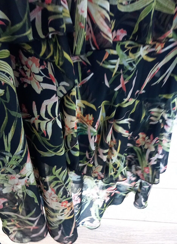 M&S Plus 22 UK Black Chiffon Ruffle Floral Long HiLo Hem Floaty Skirt BNWT - Picture 9 of 9