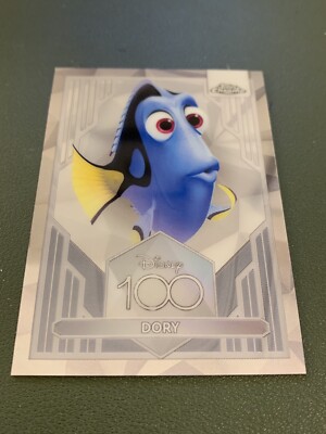 NEUWERTIG Topps Chrome Disney 100 Dory - Findet Nemo Base Karte #53