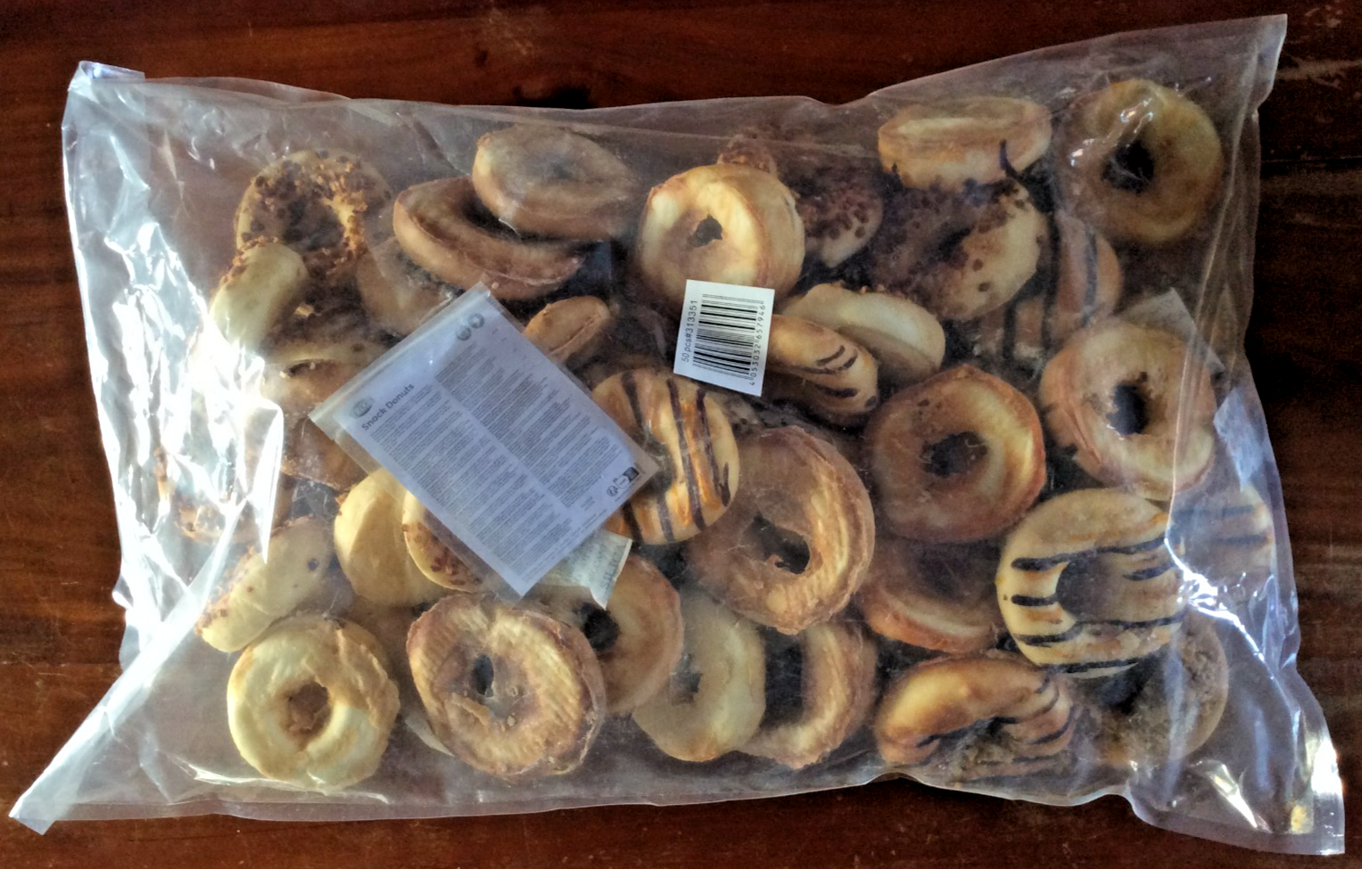 50 Pack Trixie Fun Chewing Ring donut  Chicken & Rawhide Dog Treat 4.2 kgs Total