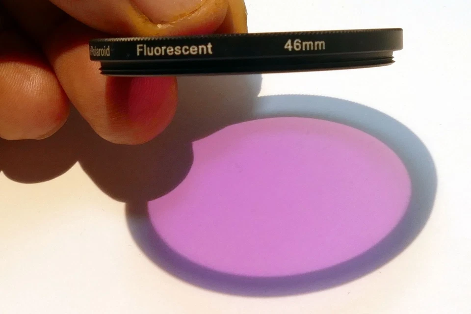 Polaroid Fluorescent FL-D 46mm Lens Filter  (with some scratches) - Image 3 of 4