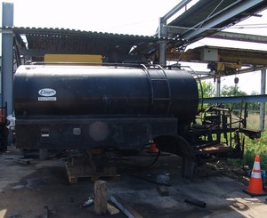Etnyre chip spreader model BT ,  Black-Topper 