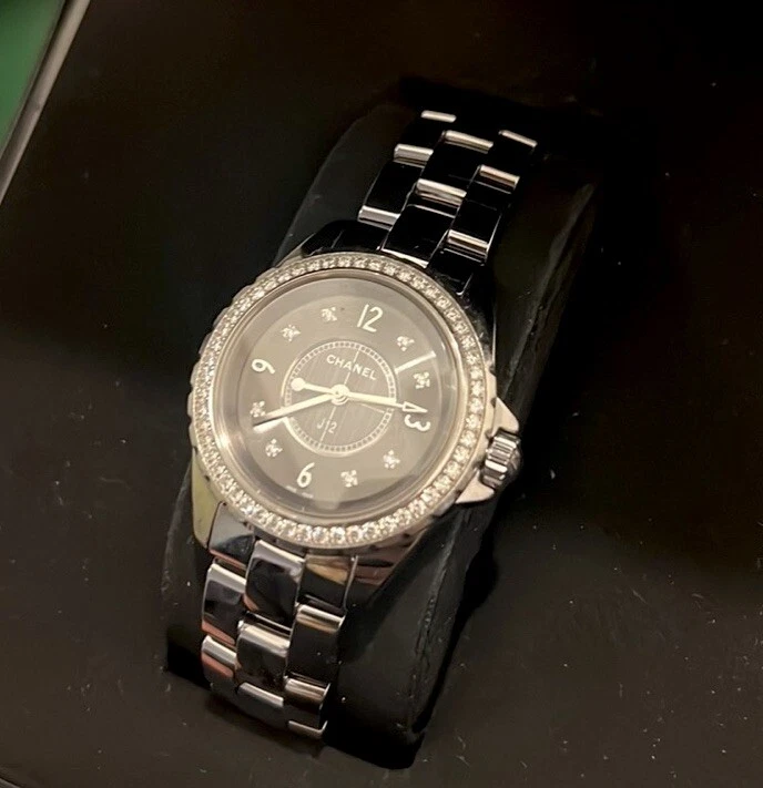 Chanel J12 Ceramic Grey Watch w Diamond Casing - Image 2 of 4