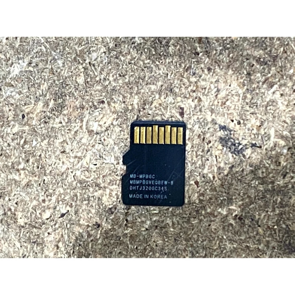 Samsung MB-MPBGC MicroSDHC Flash Memory Card Class 10 (32GB) For Smartphones - Image 3 of 4