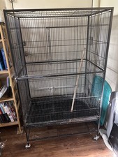 Prevue Pet Products model F040 bird cage