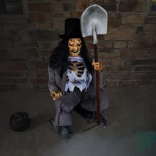 Haunted Hill Farm Crouching Grave Digger Animatronic with Lights & Sound used