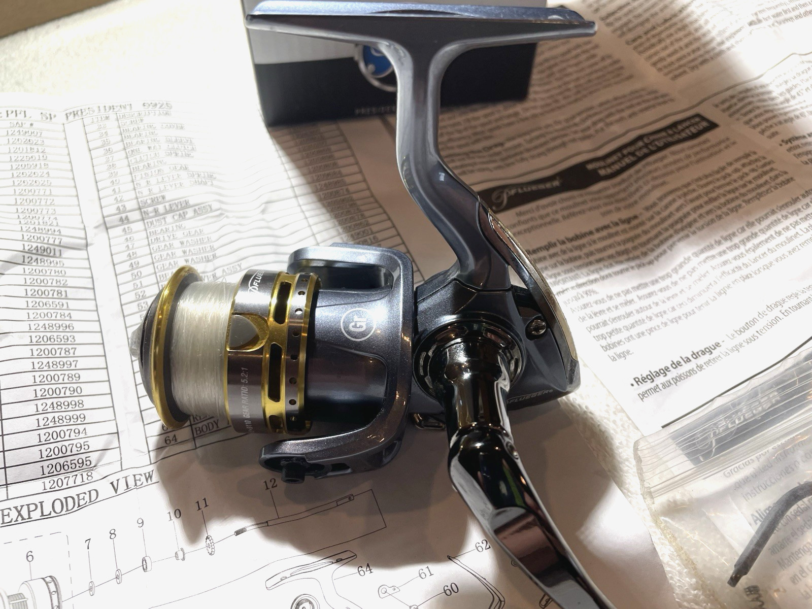 Pflueger President 6925 Spinning Reel USED with Box and Pape