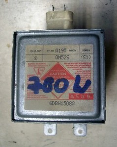 Magnetron Sharp OM 525