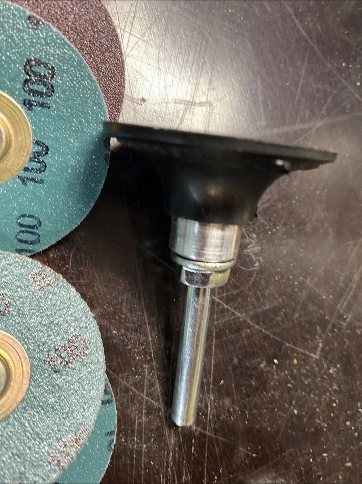 200 DISC LOT 3M Roloc Abrasive Sanding Die Grinder Discs  2" 100 Grit w/ mandrel - Image 4 of 4
