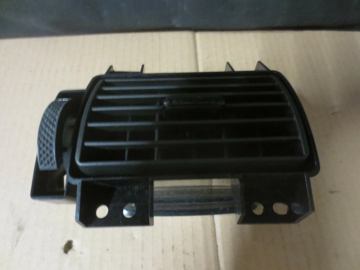 Ford Transit MK6 2006 on Center Left Fan Vent Louvre Part No 