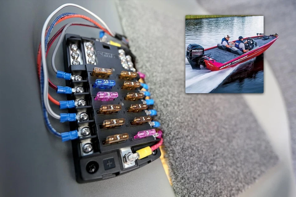 Blue Sea Systems 5026 ST Blade Fuse Block 12 Circuit with Ground and Cover - Image 4 of 4