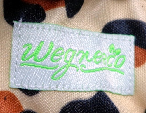 WEGNEECO 'Tan Cheetah' Female Dog Adjustable Diaper (L) - Picture 8 of 8