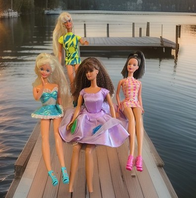 Lot 4 Barbie 98 Pretty In Plaid 95 Foam N Color 97 Movin Groovin Twirlin Make Up