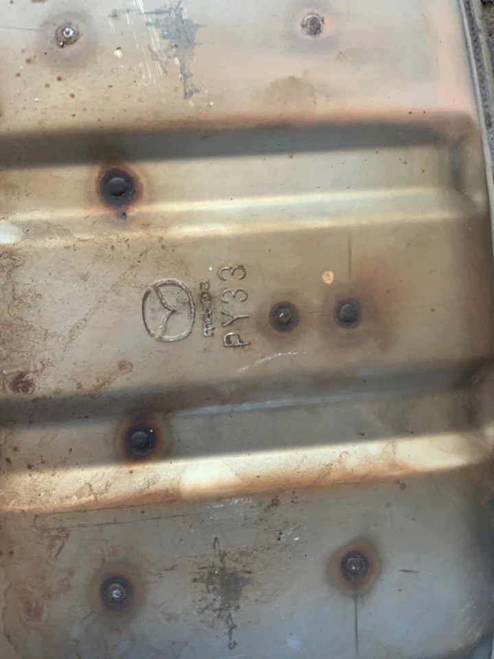 14-16 MAZDA CX-5 SILENCIADOR DE ESCAPE TRASERO 2.5L TUBO SILENCIADOR DE ESCAPE CONJUNTO OEM LOTE3565 Foto 2 de 4