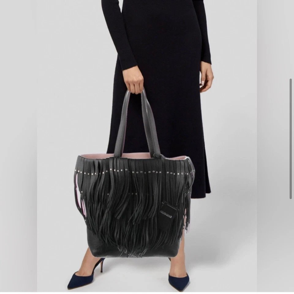 Bolso de Mano Roberto Cavalli Negro Granulado Flecos Foto 2 de 4