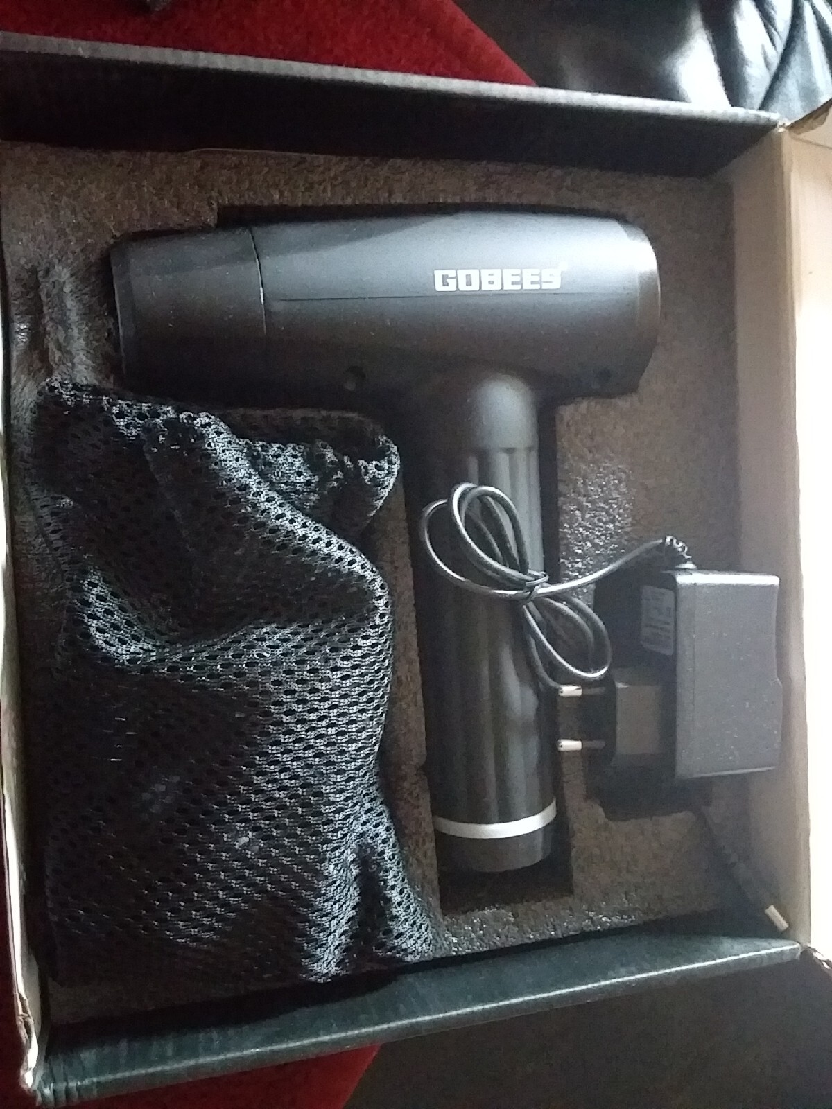 origina GOBEES Percussion Massager Gun 30 Geschwindigkeiten 10 Aufsätze NP 129€