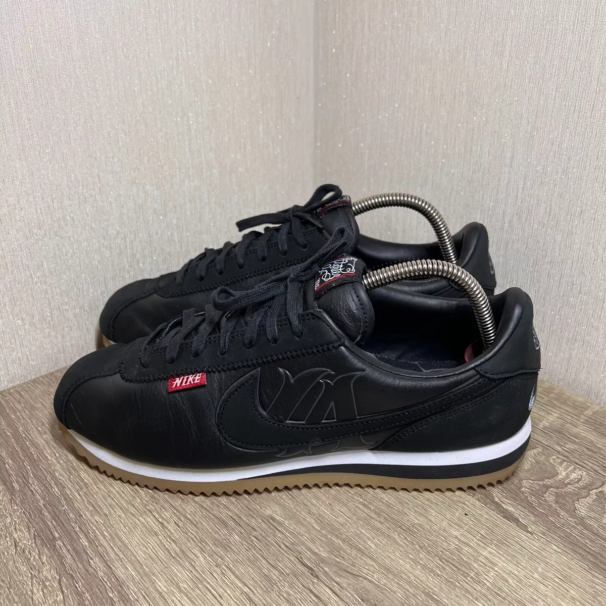 Nike cortez deals cartoon