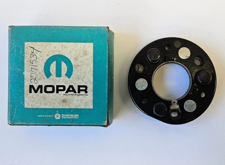 1967-1973 Chrysler Dodge Plymouth Steering Wheel Horn Button Switch 2771534 NOS - Image 2 of 4