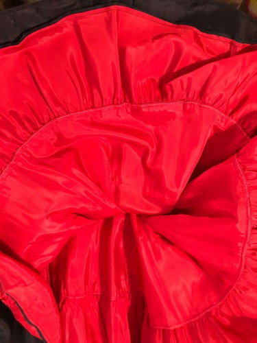 Auténtico Vestido de Tafetán Vintage Escote de Terciopelo Rojo Crinolina Sandra Sage - Imagen 6 de 12