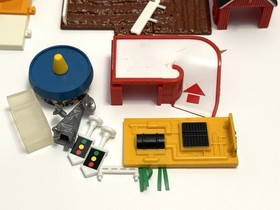 Lot of Vintage Galoob Micro Machines Travel City Pieces Quarry, House, City Hall