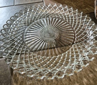 vintage Clear Pressed Glass Plate with Geometric Pattern, Round, Glossy Finish 