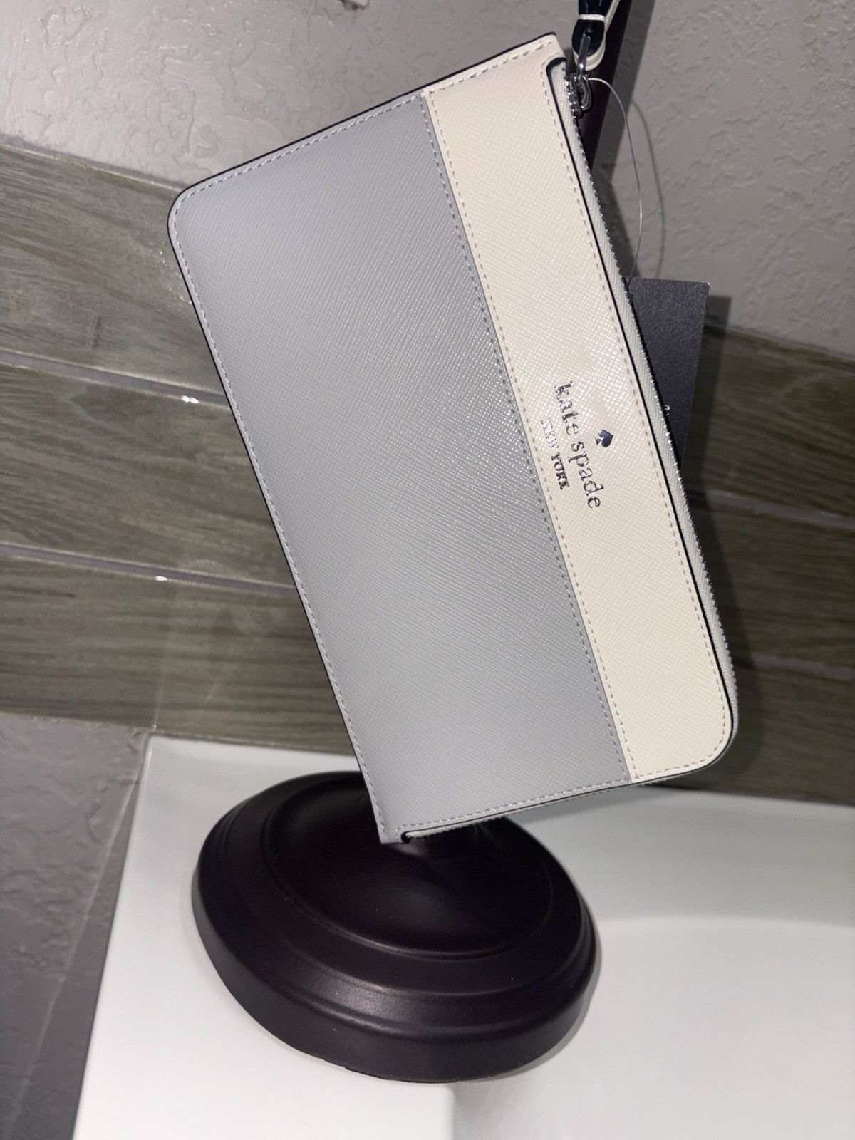 Kate Spade New York Women's Wallet - Gray thumbnail 4