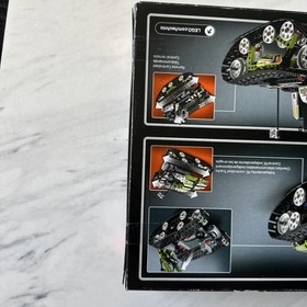 LEGO TECHNIC: RC Tracked Racer (42065)