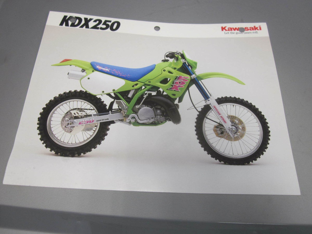 Kawasaki Factory Dealer Specifications Specs Sheet 1992 KDX250 D2