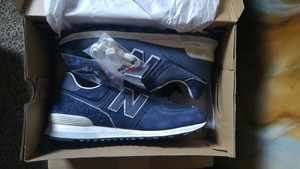 navy blue and grey new balance 574