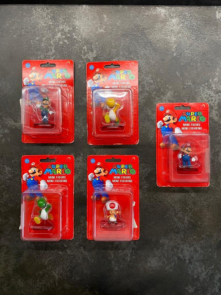 Foto 1 di 9