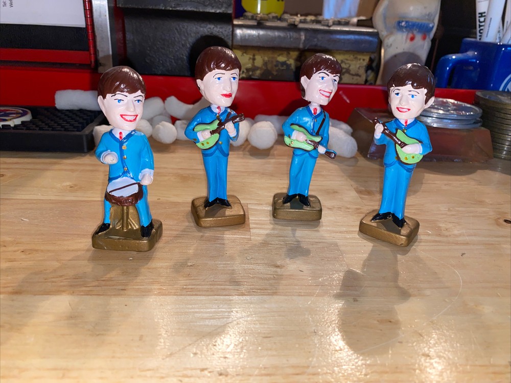 Beatles Figurine Set Lot Lennon McCartney Ringo Rock Band Music Submarine x4 WOW