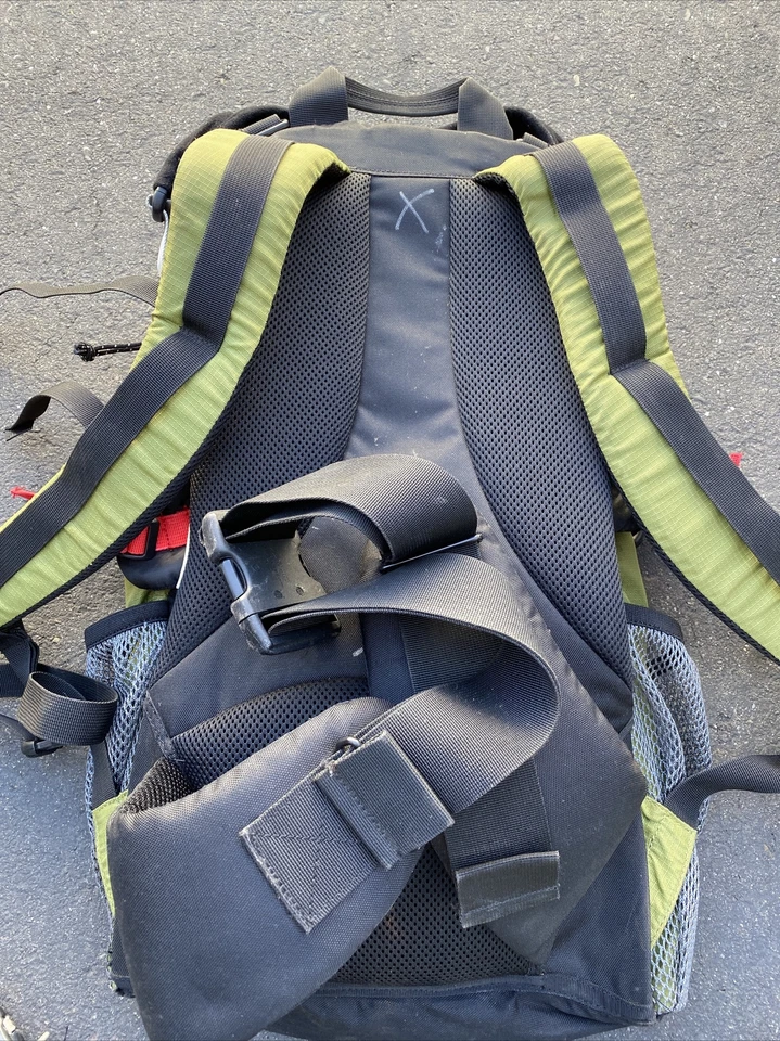 Mochila portabebés Kelty Kids TC 1.0 verde chile carbón Foto 4 de 4