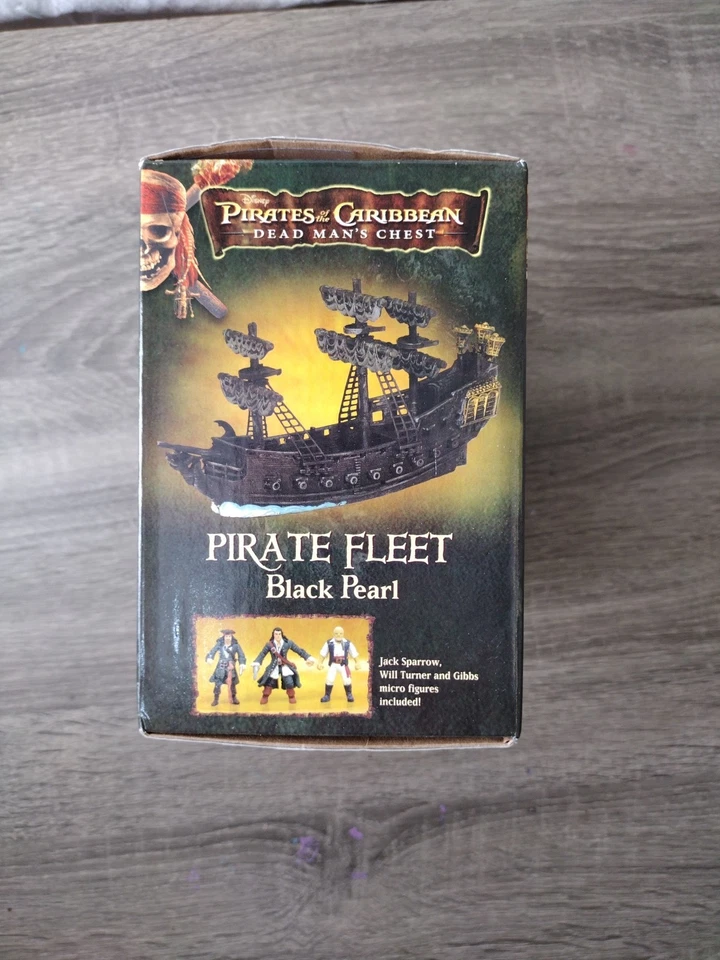 Piratas del Caribe Hombre Muerto Cofre Perla Negra Flota Pirata Nuevo en Caja Zizzle Foto 4 de 4