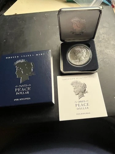 2025-P Uncirculated Peace Dollar Philadelphia Mint w/Box and COA. Complete OGP