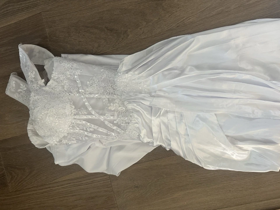 2 Vestido de Novia Talla 2/4 Sirena, Abertura, Hombro Descubierto, Secuencia, Encaje, Ajustado Foto 4 de 4