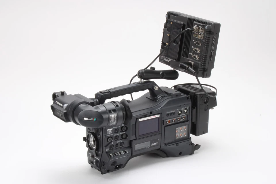 Caméra HD Panasonic AG-HPX370P P2, Écran LCD BT-LH80WP, Adaptateur AG-CA300G - Photo 3/4