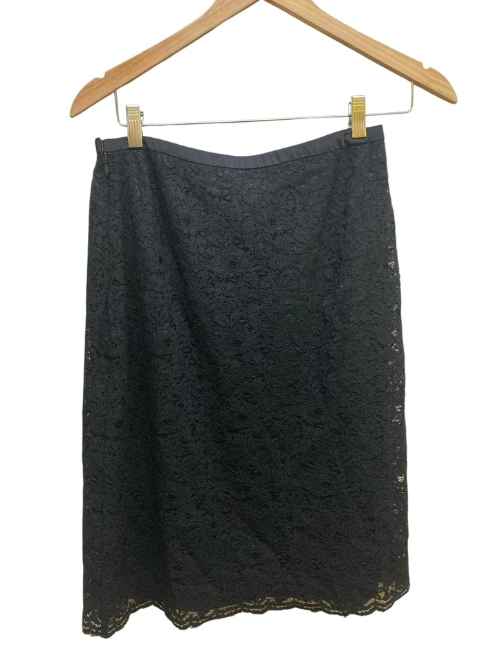 Nine & Co. Falda Talla 6 Negra Encaje Floral Forrada a Lápiz Foto 4 de 4
