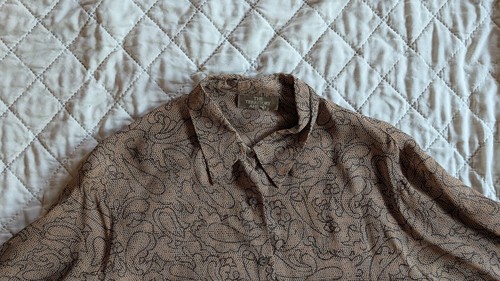 Territory Ahead Small Women's Blouse, Brown w/Black Line Design. - Picture 4 of 9