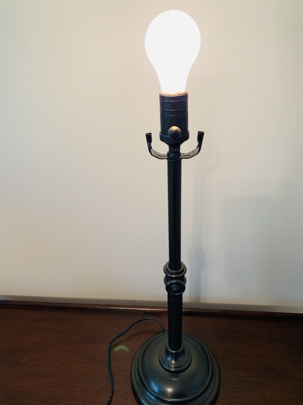 pottery barn chelsea table lamp