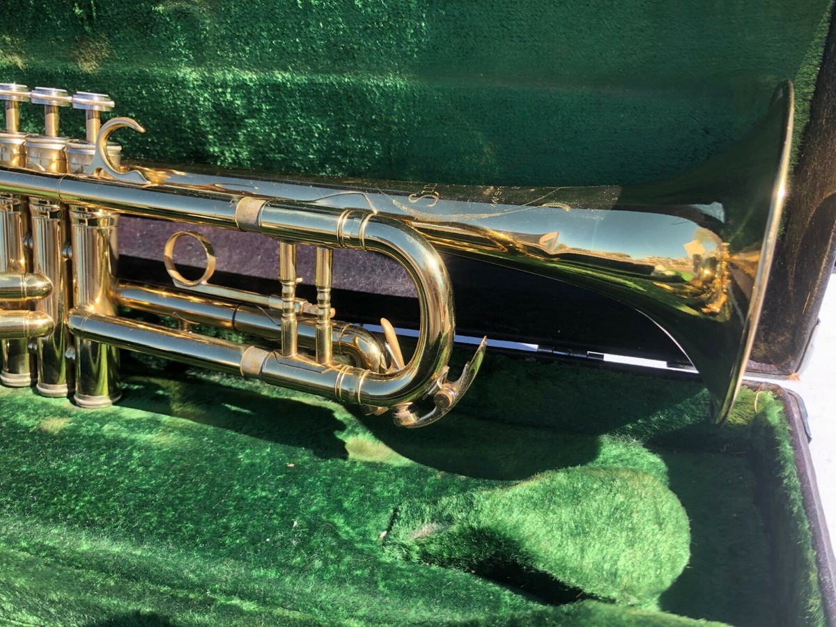King Super 20 S2 1048 Trumpet w/ Hard Shell Case NICE | eBay
