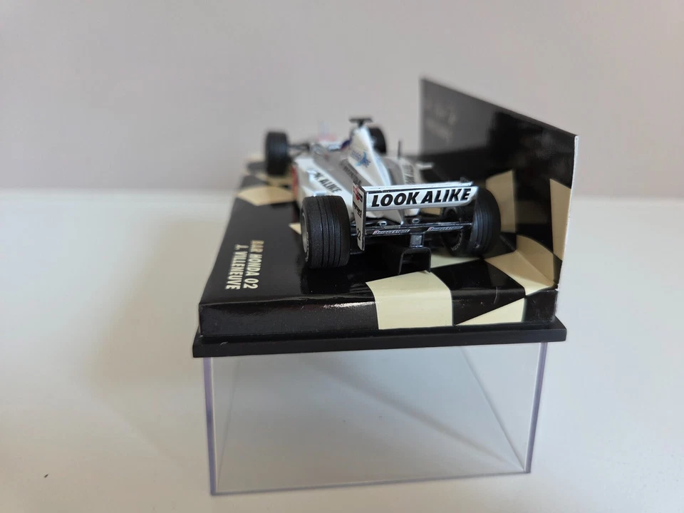 Minichamps 1/43 Bar Honda 02 J. Villeneuve - 2000 - 430000022 - Immagine 4 di 4