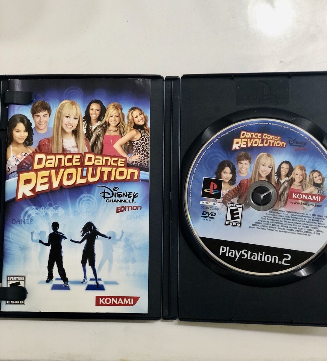DANCE DANCE REVOLUTION DISNEY CHANNEL EDITION - PS2 - W/MANUAL