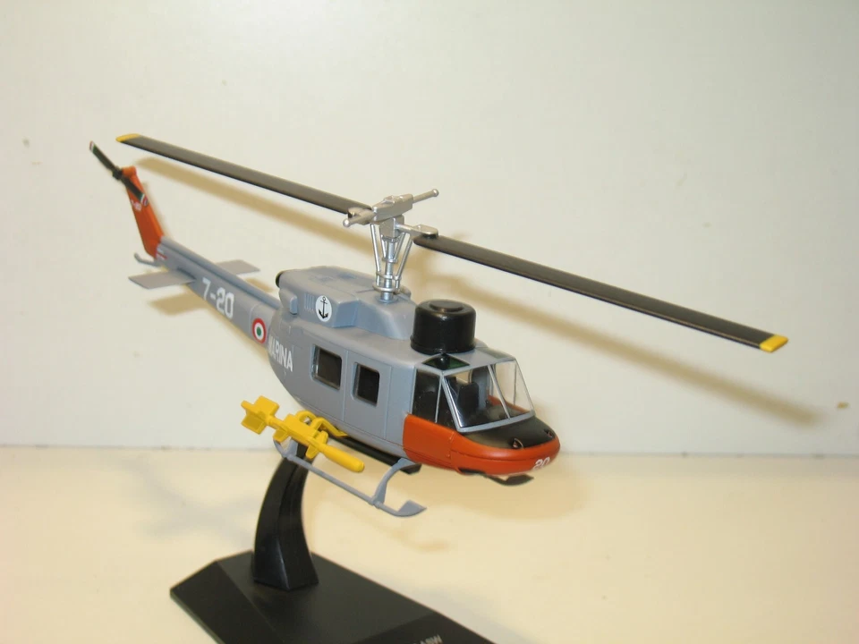 Altaya Elicottero Agusta Bell 212 Asw Militare Italia Nuovo Scatola - Immagine 2 di 4