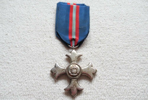 Orden BRASILIEN KRIEGSMARINE VERDIENSTKREUZ BRAZIL Naval de Serviços Distintos !