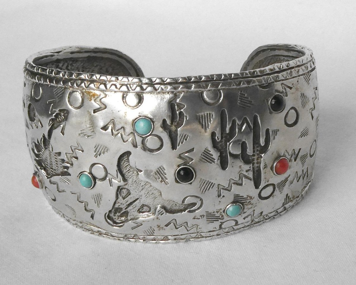 Happy Face Vintage Southwest Turquoise Coral Sterling Silver Bracelet Happy Face Vintage Southwest Turquoise Coral Sterling Silver Bracelet